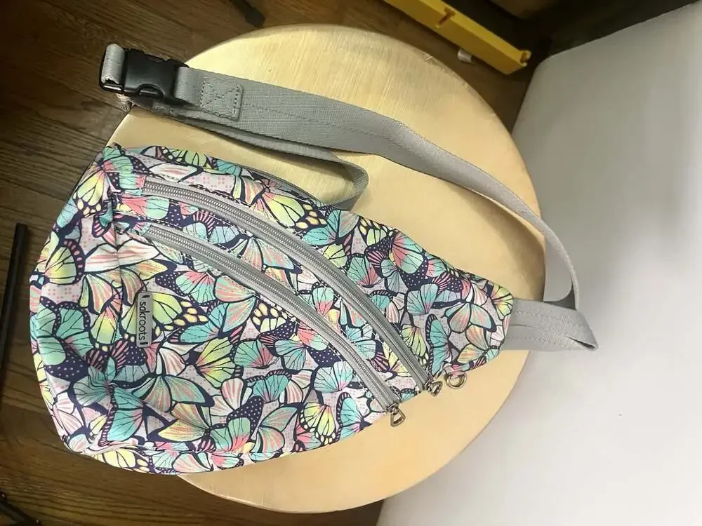 Sakroots go sling